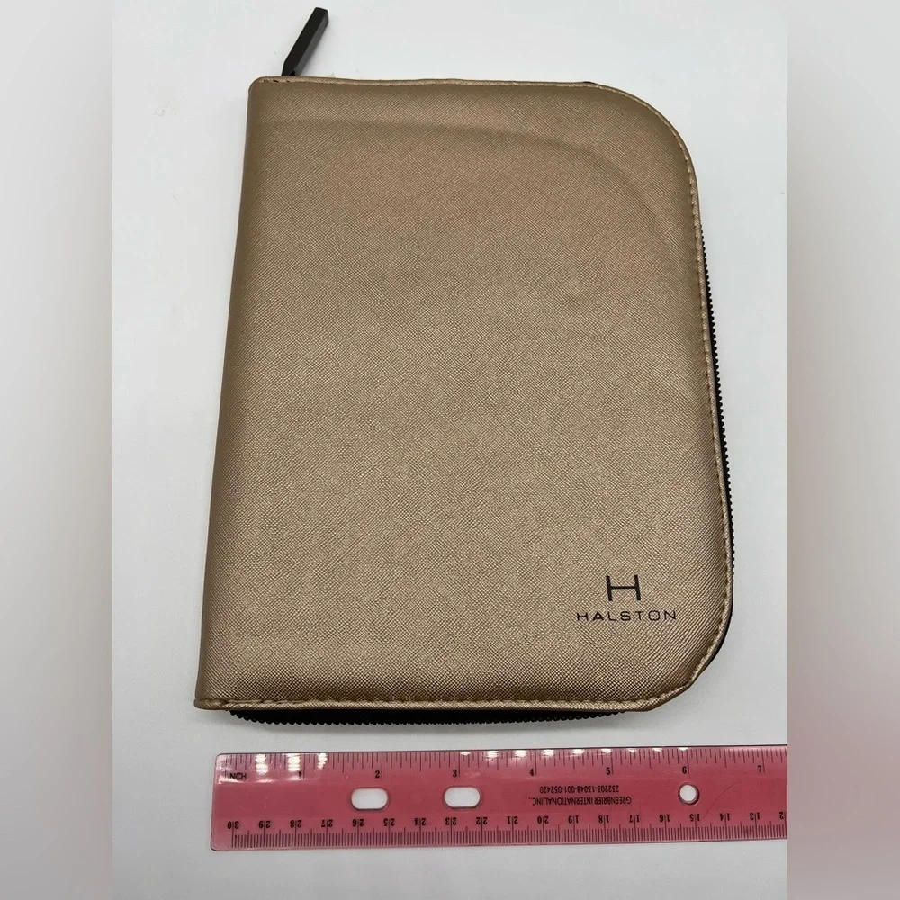 Halston travel jewelry case